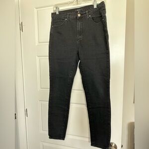 Forever 21 black skinny jeans